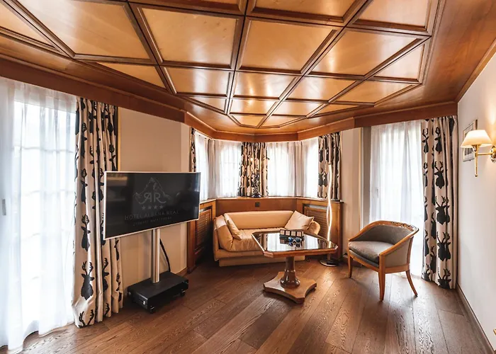 Boutique Albana Real - Restaurants & Отель