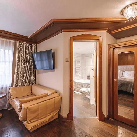 Boutique Albana Real - Restaurants & فندق